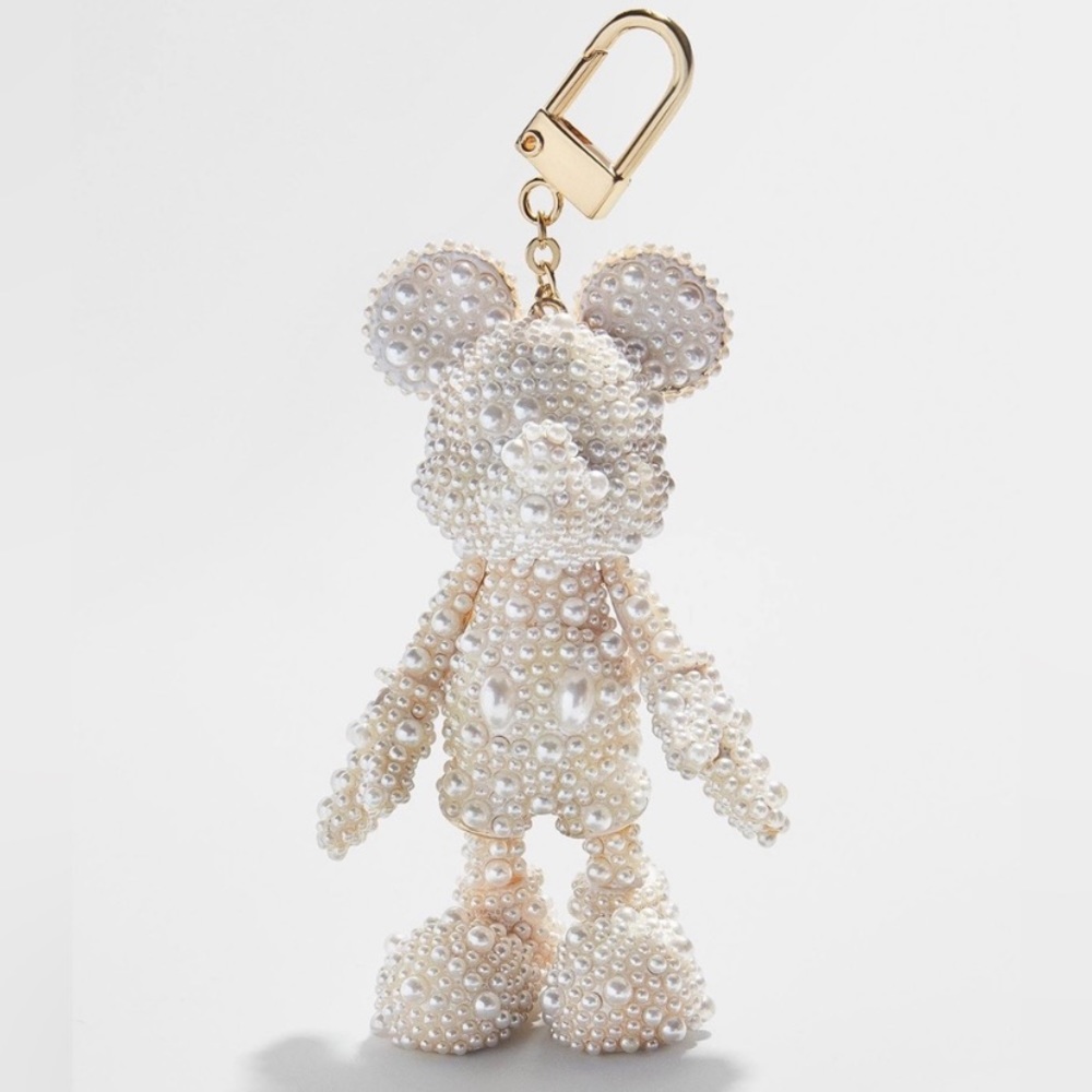 BaubleBar Pearl 🤍 Mickey Mouse Keychain